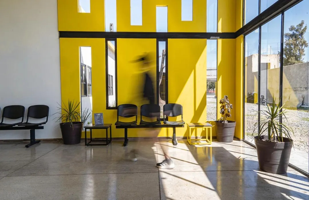 Check Inn Hostal Aeropuerto Gdl-1